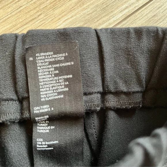 COS Black Pull On Trousers, Slim Fit Straight Leg Elasticized Waist, Size 6 - Picture 7 of 10